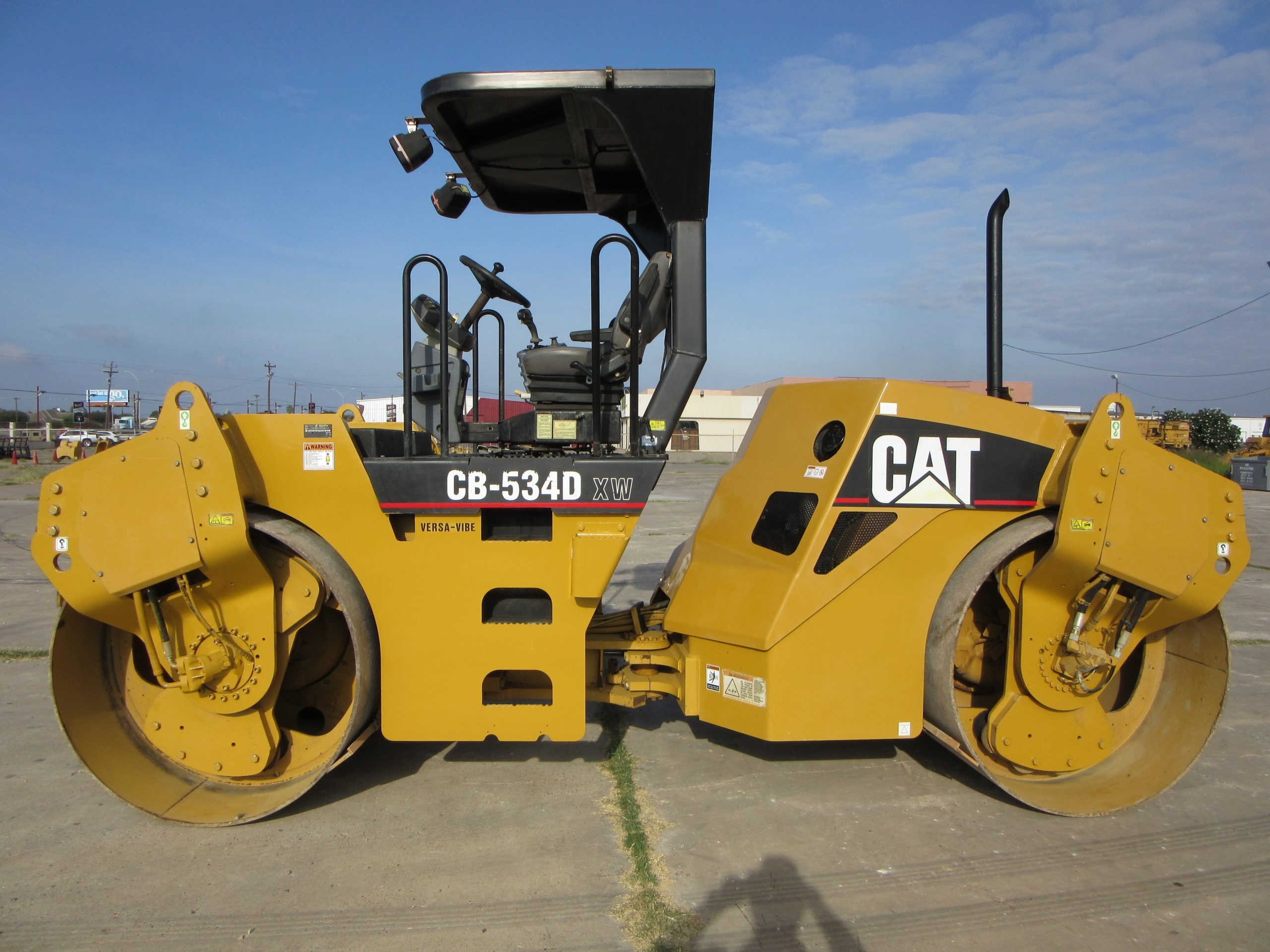 2006 CATERPILLAR  CB  534DXW Multi International Supply