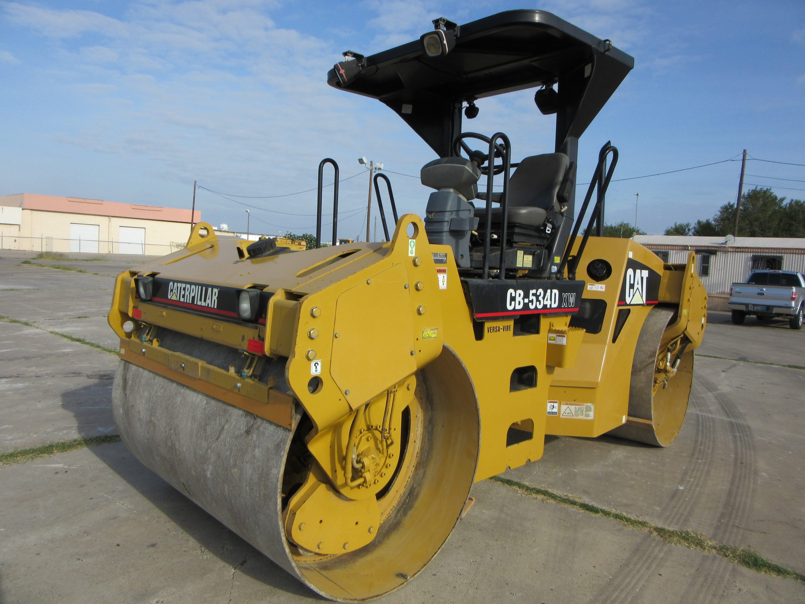 2006 CATERPILLAR  CB  534DXW Multi International Supply